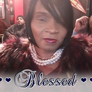 Meet your Posher, Constance